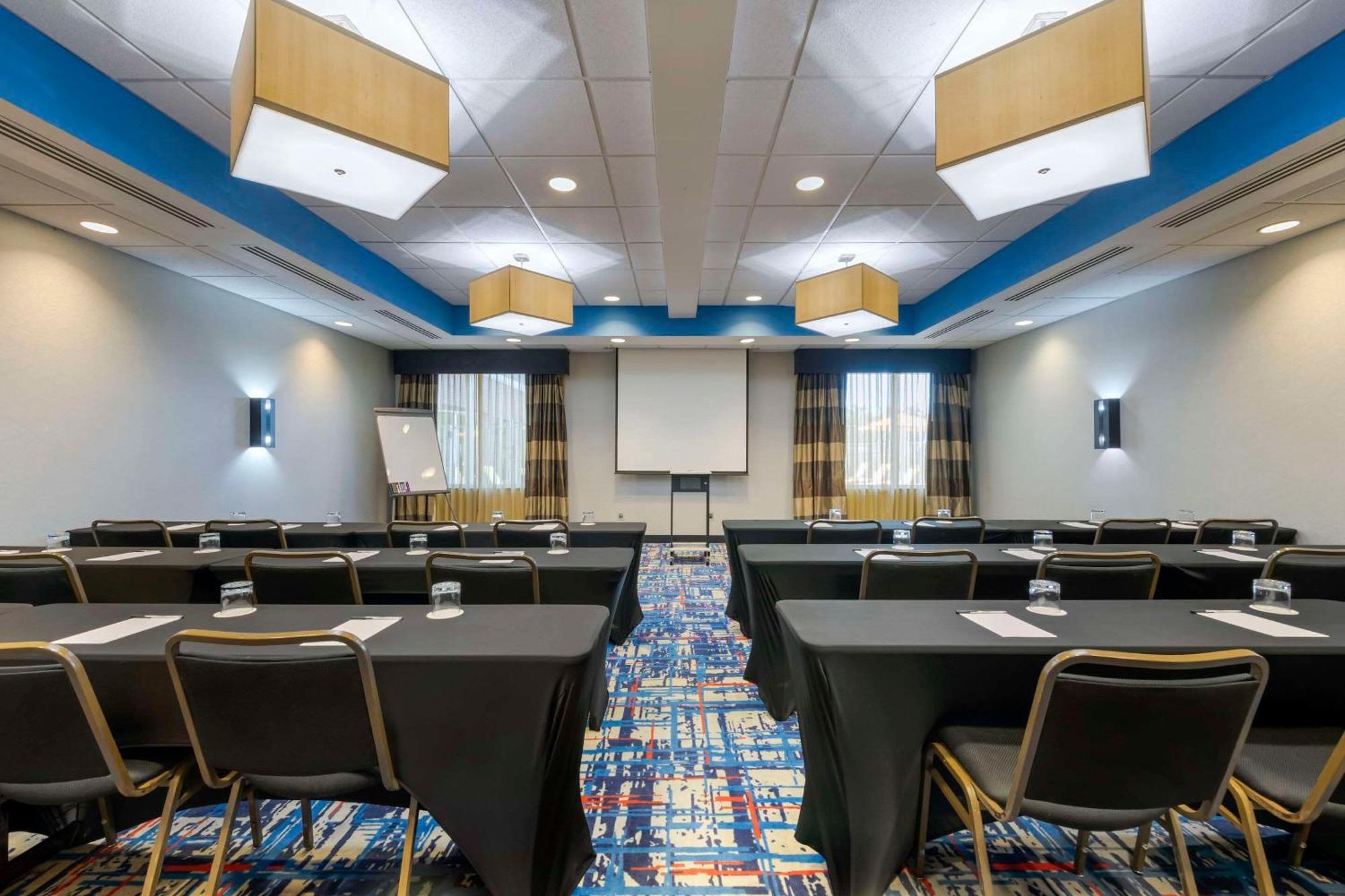 Cambria Hotel Ft Lauderdale, Airport South & Cruise Port Dania Beach Exterior photo